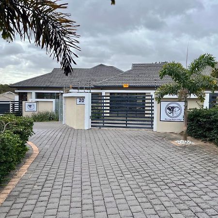 Impongo Royal Lodge Richards Bay Exterior photo